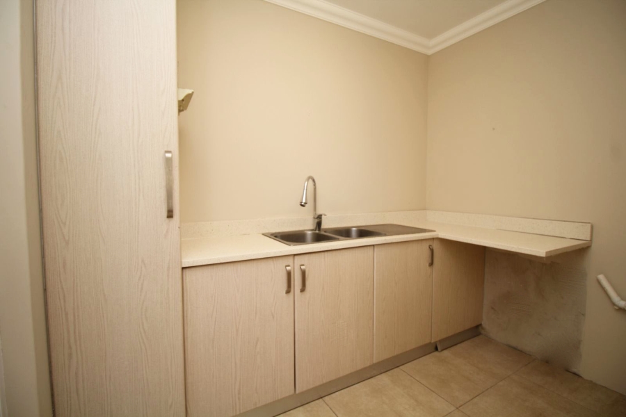 3 Bedroom Property for Sale in Blue Lagoon Western Cape
